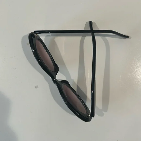 Retro, Oval Sungalsses - Picture 2 of 4